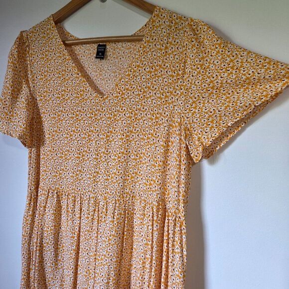 EUC LIKE NEW EMERY ROSE YELLOW DAISY PRINT FLORAL V NECK TIERED MAXI DRESS SZ XL - Picture 6 of 15